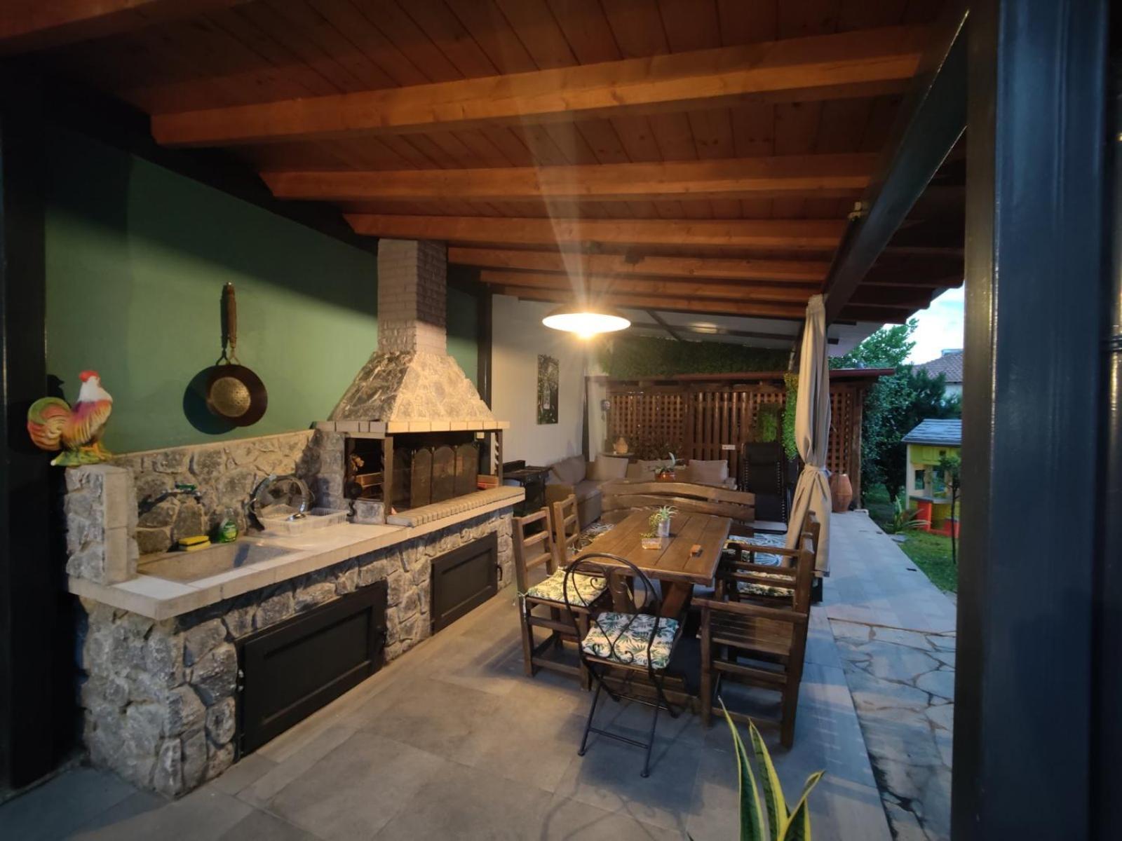 Vintage Lux Homes Nea Vrasna Luaran gambar